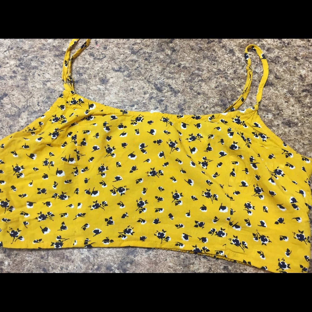 mini scoop neck crop top floral yell…